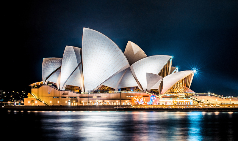 美轮美奂的悉尼歌剧院夜景