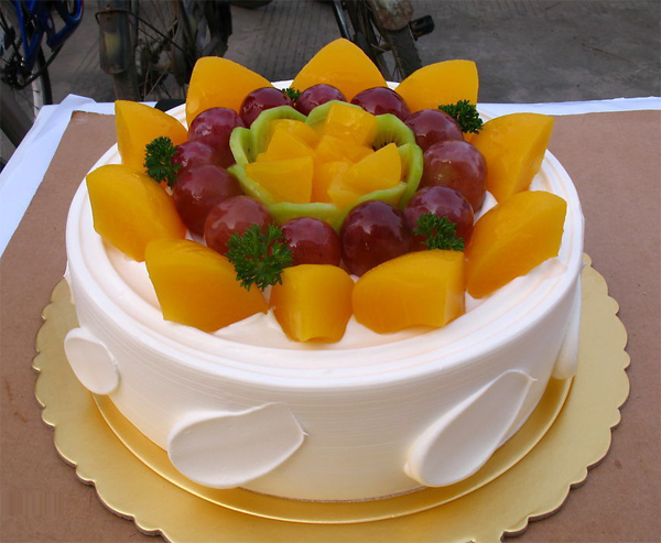 简洁的水果蛋糕