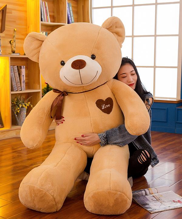 抱抱我亲爱的大熊，真舒服啊