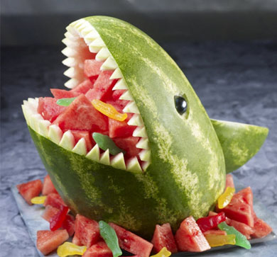 西瓜做的鲨鱼头